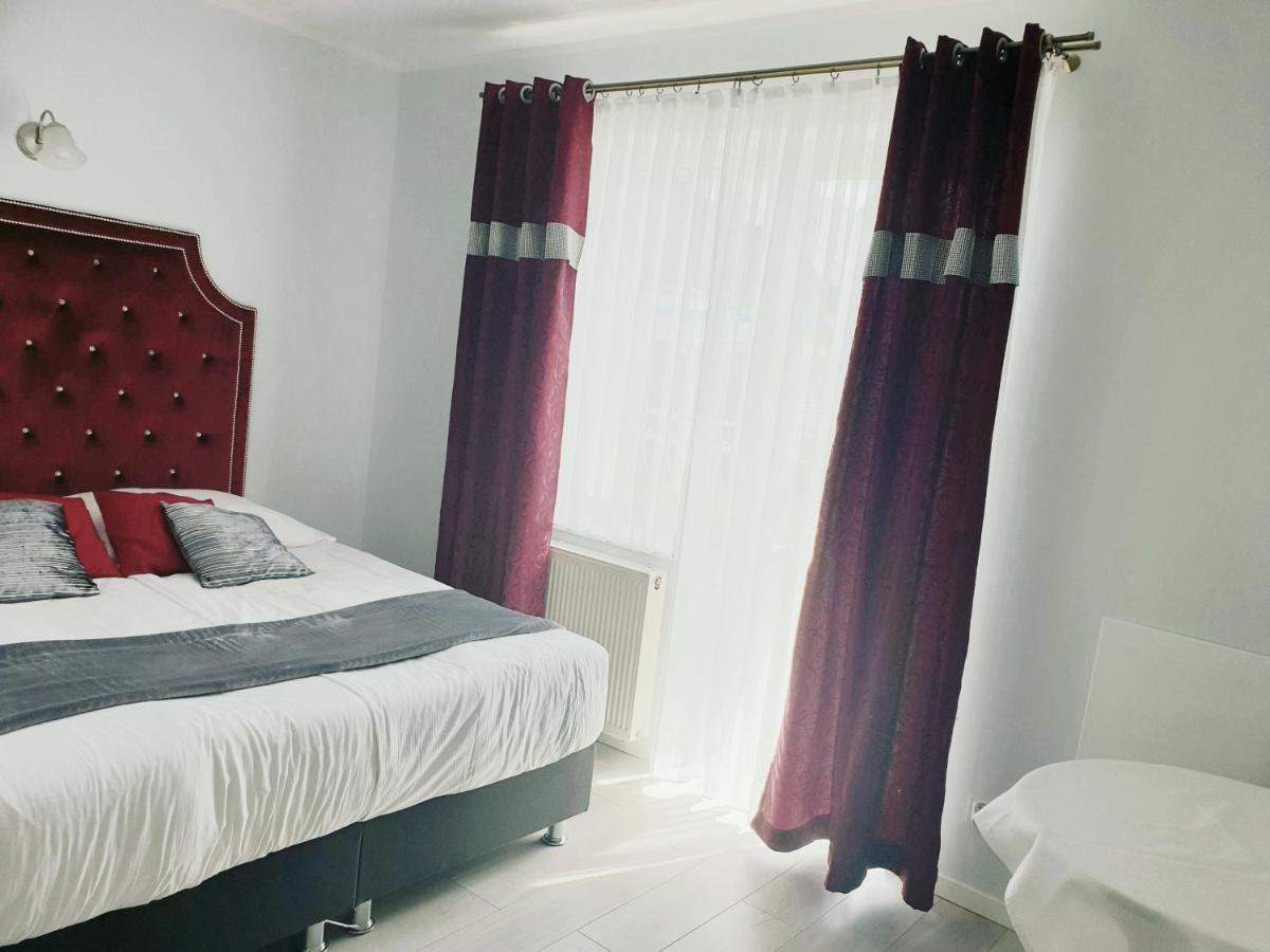 Solar Bed & Breakfast Karwia Exterior photo