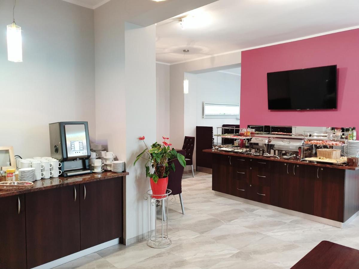 Solar Bed & Breakfast Karwia Exterior photo